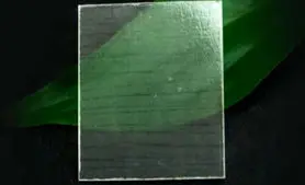 نمایشگر گوشی‌های آینده از «چوب شفاف» ساخته می‌شوند
