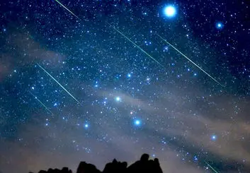 شهاب‌باران پاییزی را بامداد جمعه ۲۶ آبان شاهد باشید
