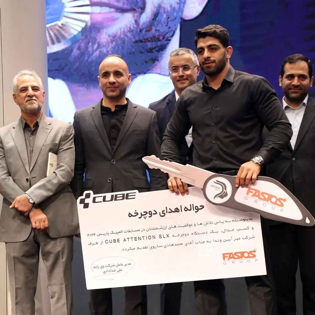 علی خدادادی: حمایت وی‌راید از کشتی‌گیران، گامی برای افتخار ملی