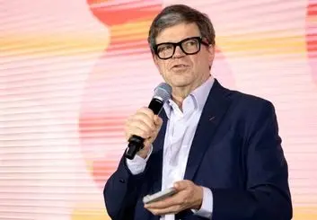 دانشمند متا خواستار ایجاد مدل هوش مصنوعی متن‌باز جهانی است