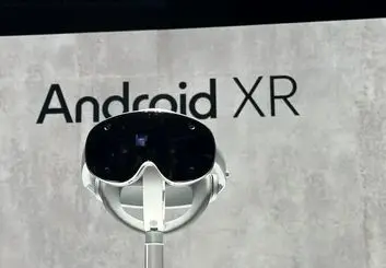 سامسونگ: گوشی تاشوی سه‌لایه + هدست واقعیت ترکیبی XR