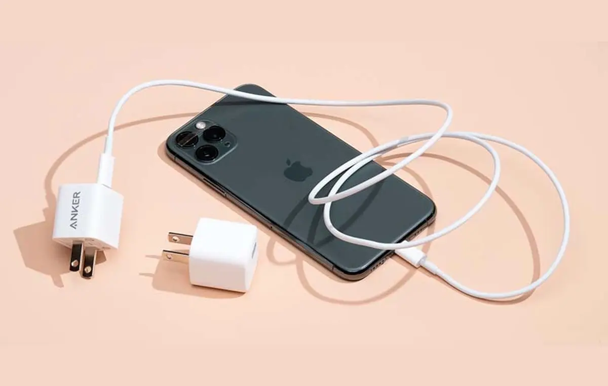 هشدار اپل: برای شارژ آیفون 15 از کابل‌های اندرویدی استفاده نکنید!
