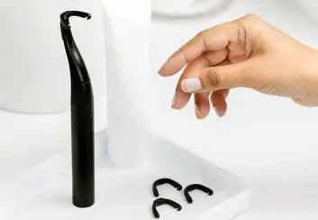 نخ دندان برقی ساخته شد