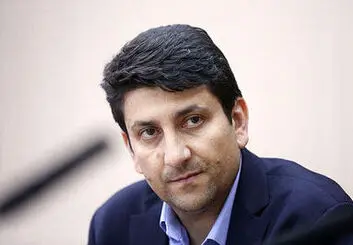 انتقاد ستار هاشمی از مشکلات ناشی از فیلترینگ!