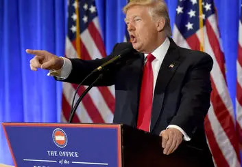 ترامپ از CBS شکایت کرد