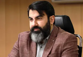 فرجی تهرانی بر صندلی ریاست اتحادیه فناوران رایانه باقی ماند

