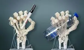 ساخت دست مصنوعی با استخوان و تاندون برای اولین بار
