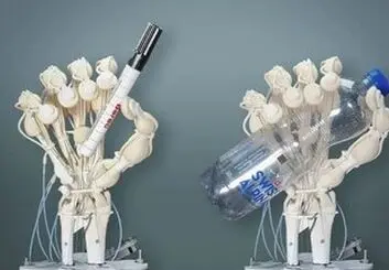 ساخت دست مصنوعی با استخوان و تاندون برای اولین بار
