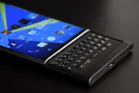‌BlackBerry Priv؛ تلفیق زیبایی از بلک‌بری و اندروید