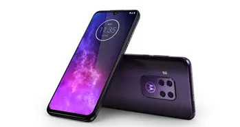 موتورولا وان زوم از راه رسید؛ زوم هیبریدی 10 برابر