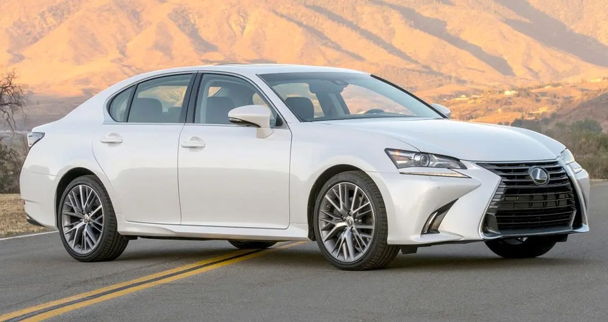 لکسوس GS 300 از خط تولید خارج می شود
