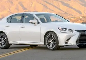 لکسوس GS 300 از خط تولید خارج می شود