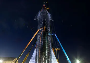 اسپیس ایکس از نسل جدید موشک استارشیپ رونمایى کرد