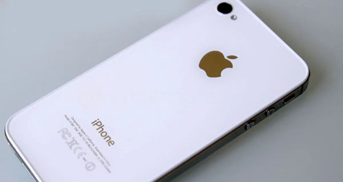 شباهت ظاهری گوشی های سری آیفون 2020 به آیفون 4!