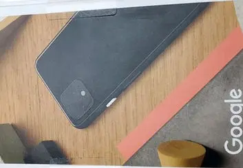 تصاویر جعبه گوشی گوگل پیکسل 4 لو رفت