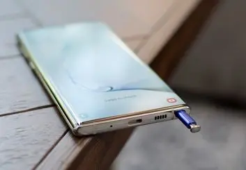 سامسونگ به پیشتازی خود در بازار گوشی های هوشمند ادامه می دهد