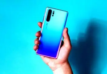 هواوی P30 پرو رابط کاربری EMUI 10 را دریافت کرد
