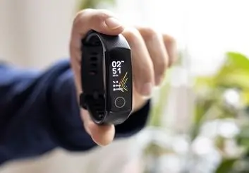 تماشا کنید: نگاهی کوتاه به دستبند هوشمند آنر بند 5