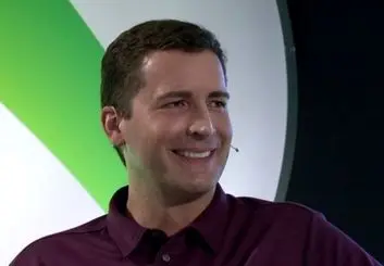 معاون سابق ایکس باکس به بلیزارد محلق شد