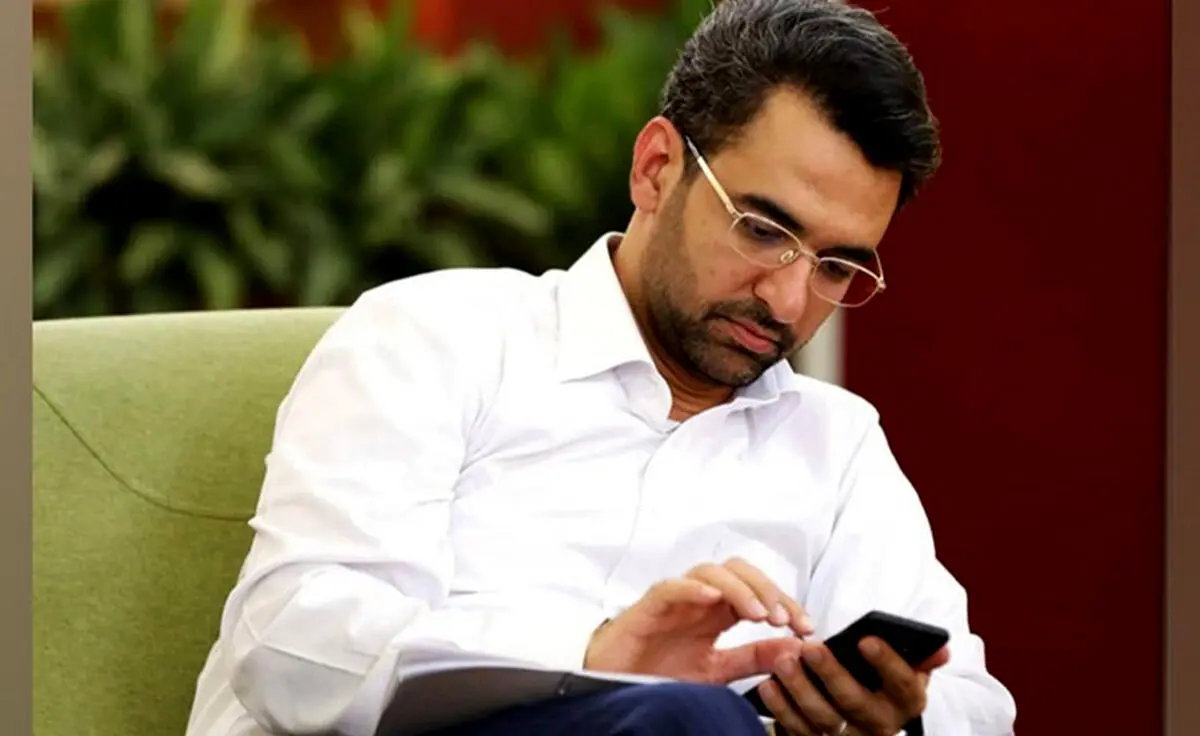 آذری جهرمی از رشد ۱۰۰ درصدی بازار فناوری اطلاعات در ۶ سال گذشته خبر داد