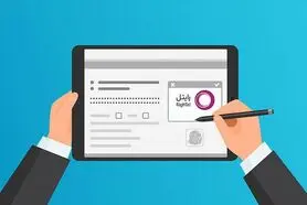 اپراتور رایتل امضای الکترونیکی می‌دهد