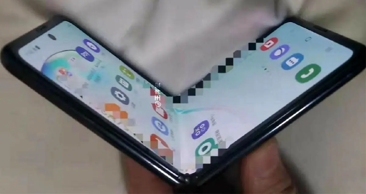 گلکسی فولد 2 سامسونگ به نمایشگر شیشه ای مجهز می شود؟