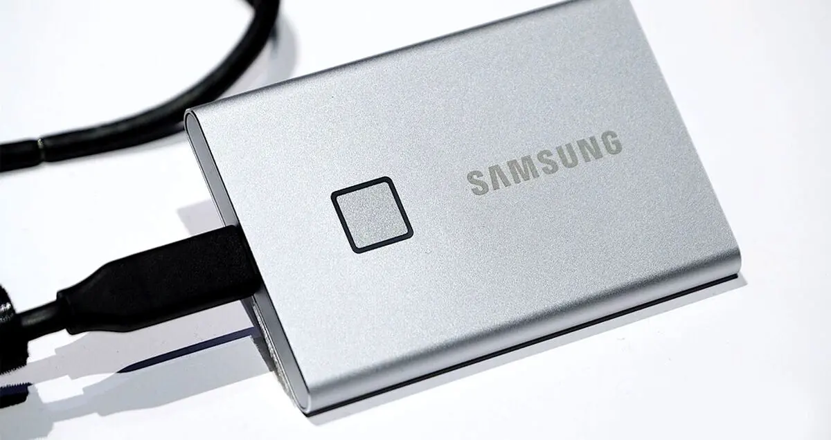 سامسونگ T7 Touch معرفی شد؛ حافظه SSD مجهز به سنسور اثر انگشت