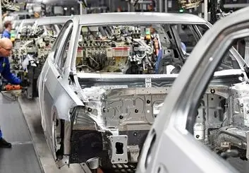 واگذاری خودروسازان تا پایان سال 99