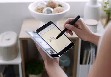 مایکروسافت توسعه دهندگان را برای گوشی Surface Duo آماده می کند