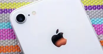 احتمال عرضه آیفون SE 2 در تاریخ 15 فروردین