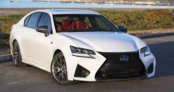 لکسوس GS؛ خودروی سواری سریع و خشن!