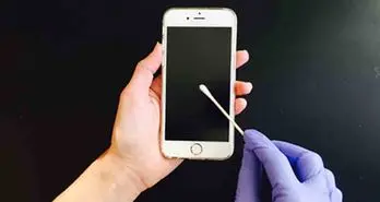 برملا شدن راز زندگی کاربران از طریق میزان کثیفی صفحه گوشی