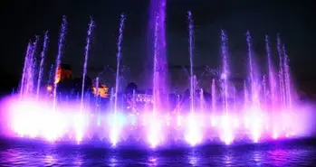 برای اولین بار لیزر موج آب توسط دانشمندان اختراع شد