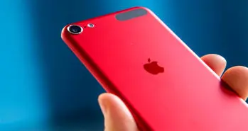 منتظر آیفون ۸ نباشید؛ آیفون ۷S قرمز در راه است