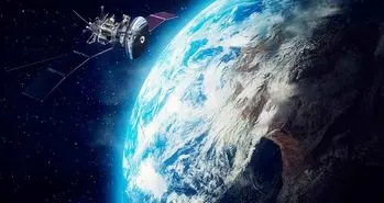 تقدیر از راه یافتگان به مرحله سوم مسابقه دانشجویی ماهواره مکعب ایرانی