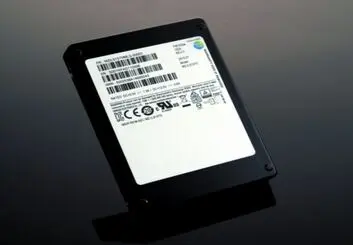 سامسونگ از حافظه ۱۵ ترابایتی SSD خود رونمایی کرد