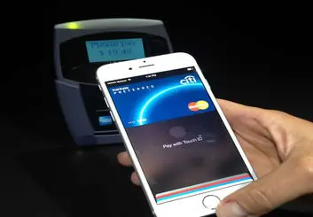 پرداخت موبایلی در ایران با گوشی های آیفون غیرممکن است