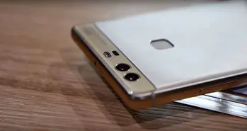 کشف سه حفره امنیتی خطرناک در گوشی های بالارده هوآوی