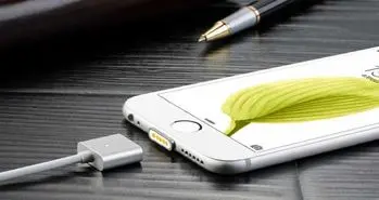 شارژ کردن آیفون ساده‌تر از همیشه با شارژر مغناطیسی