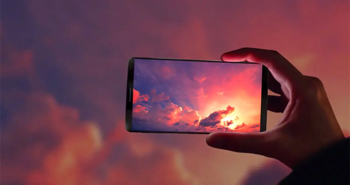 تصاویری از گلکسی اس ۸ طلایی در شبکه اجتماعی چینی