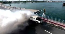 استفاده آتش نشانان دوبی از هاوربردهای آبی