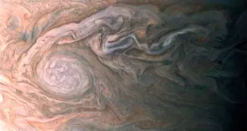 شباهت تصاویر جدید مشتری با اثر معروف ون گوگ به نام شب پر ستاره