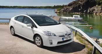 ساخت سقف خورشیدی برای اتومبیل های پریوس توسط پاناسونیک