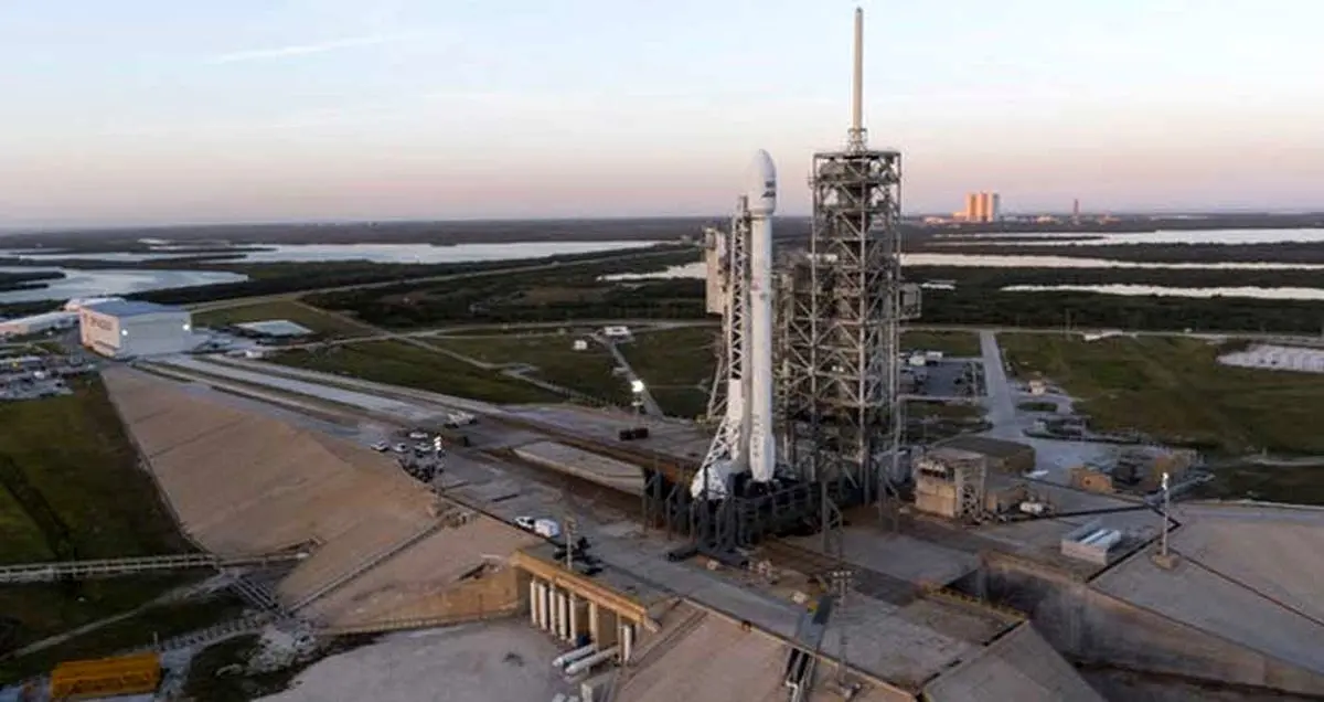 پرتاب موفقیت آمیز فالکن ۹ به فضا