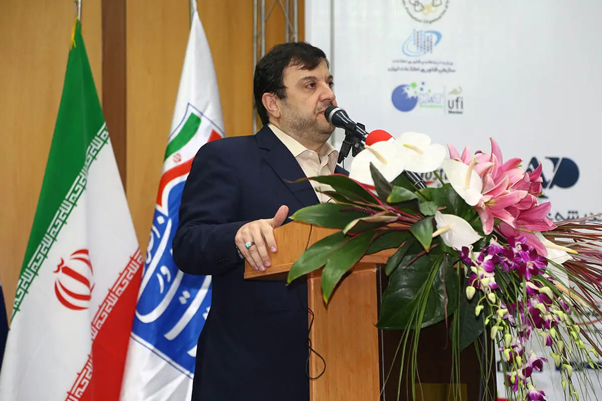 فیروزآبادی: صنعت سبز و اقتصاد سبز لازمه فرار از آلودگی هوا