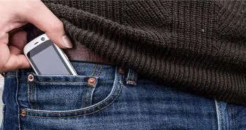 تماشا کنید؛ کوچک‌ترین گوشی هوشمند اندروید جهان موسوم به Jelly