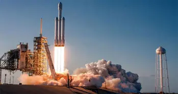 وعده الون ماسک برای سفر به ماه تا ۴ ماه آینده