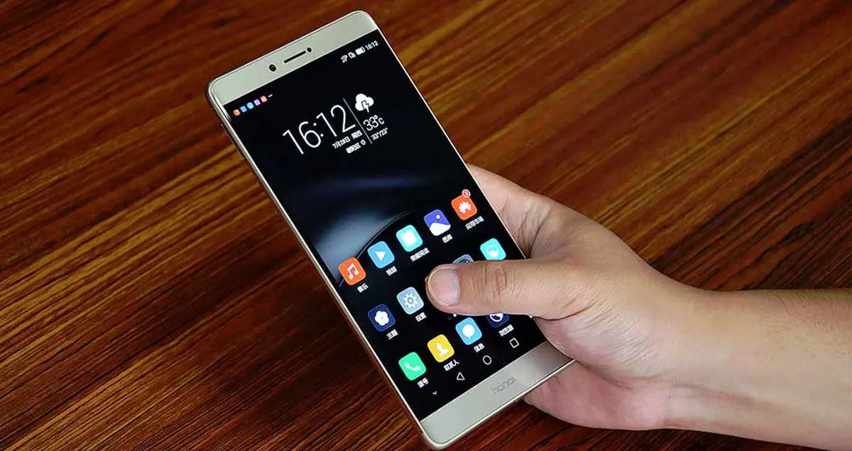 عکس گوشی هواوی آنر ۹ (Huawei Honor 9) لو رفت