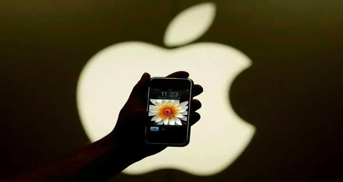 آیفون ۱۰ ساله شد