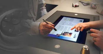 تبدیل میز کار به کامپیوتر با کمک واقعیت افزوده